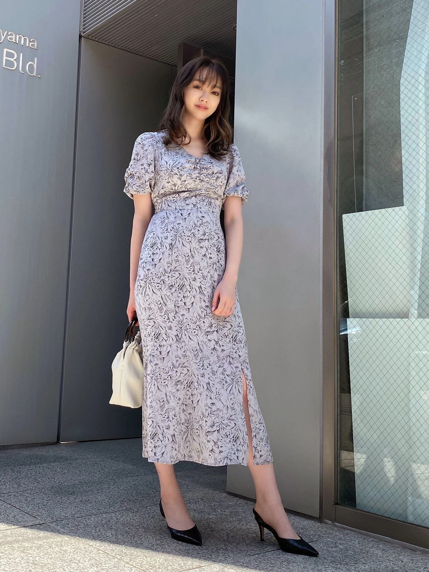 楽天市場】ロエベ ワンピース アナグラムタンクドレス ブラック レディース LOEWE S359Y51X67 1100 :  AXES（アクセス）楽天市場店