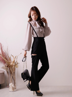 LIP SERVICE(リップサービス) |サイドカットサス付フレアパンツ