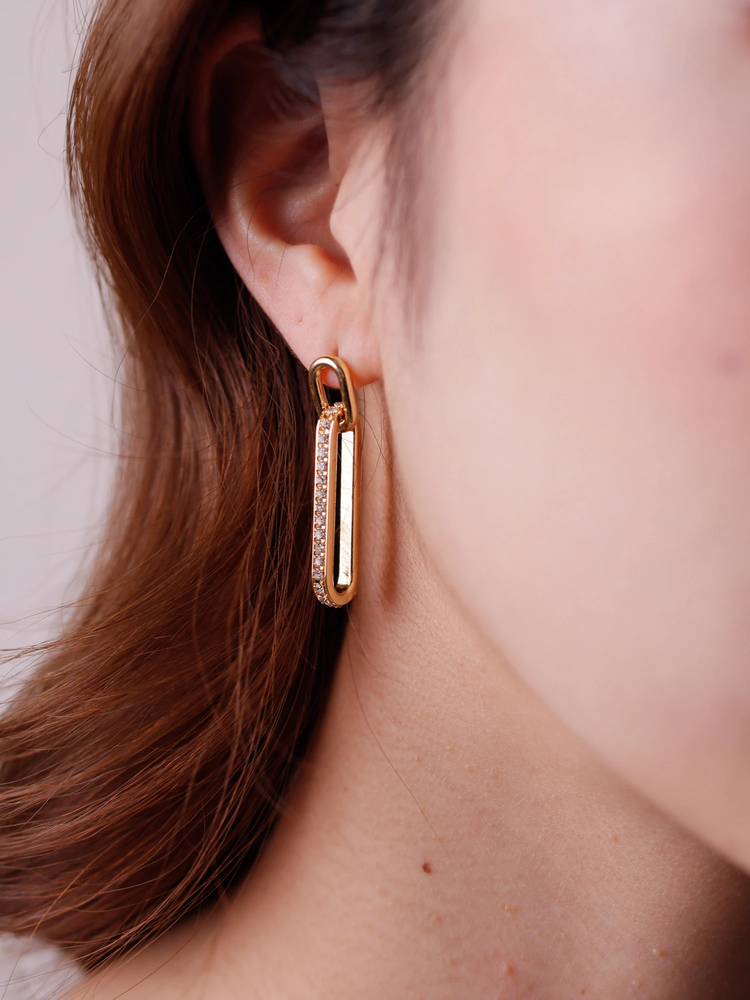 LIP SERVICE(リップサービス) |ラインストーンオーバルピアス