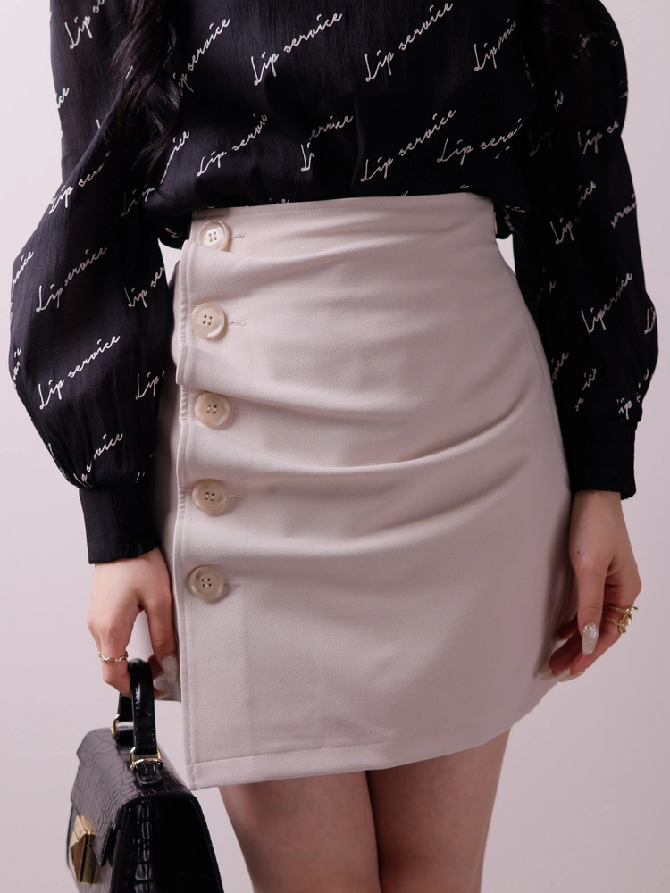 LIP SERVICE(リップサービス) |タックボタンミニスカート