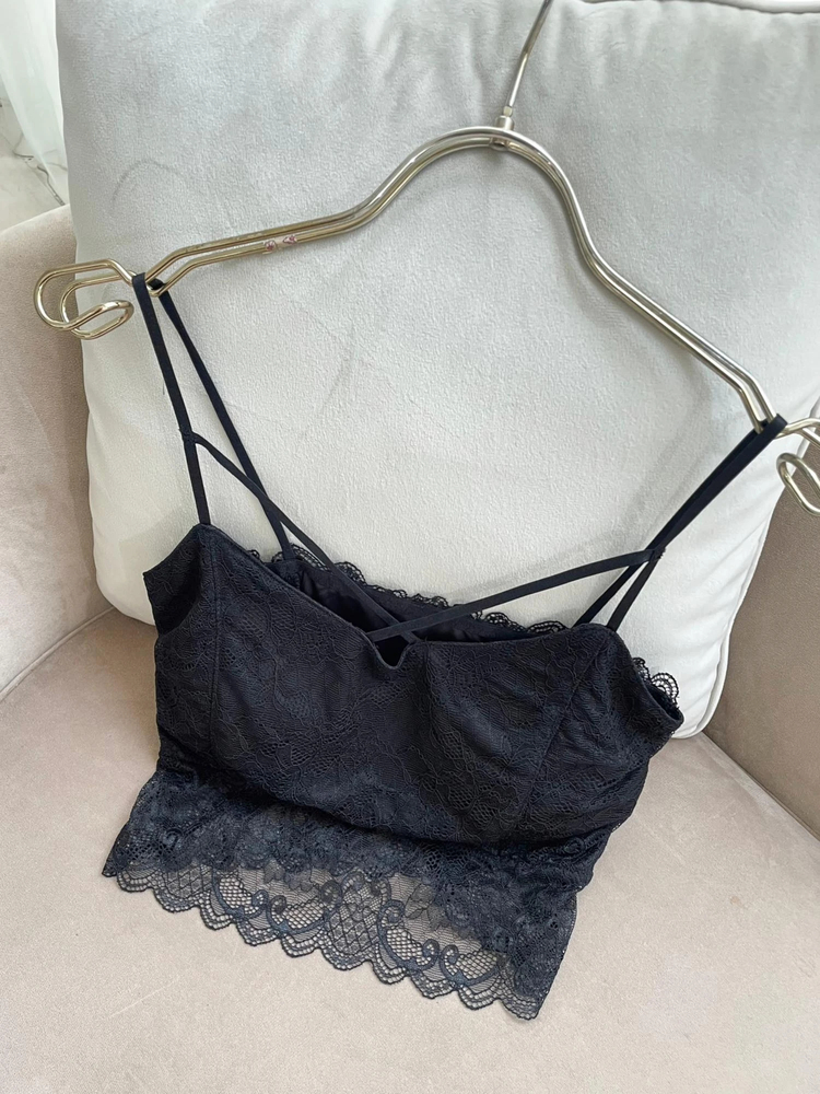 LIP SERVICE(リップサービス) |フロントクロスレースキャミソール