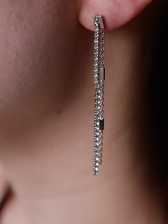 LIP SERVICE(リップサービス) |ラインストーンロングピアス