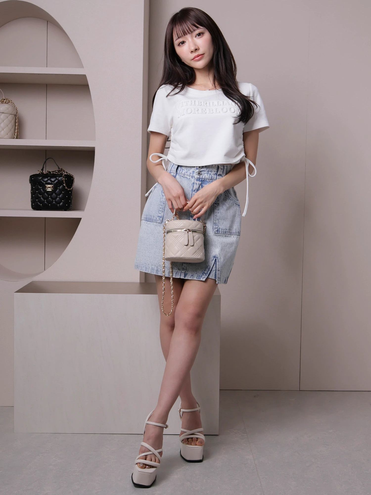 リップサービス♡ MORE BLOOM クロップドTシャツ ショート丈 LIP SERVICE - リップサービス♡ MORE BLOOM クロップドTシャツ