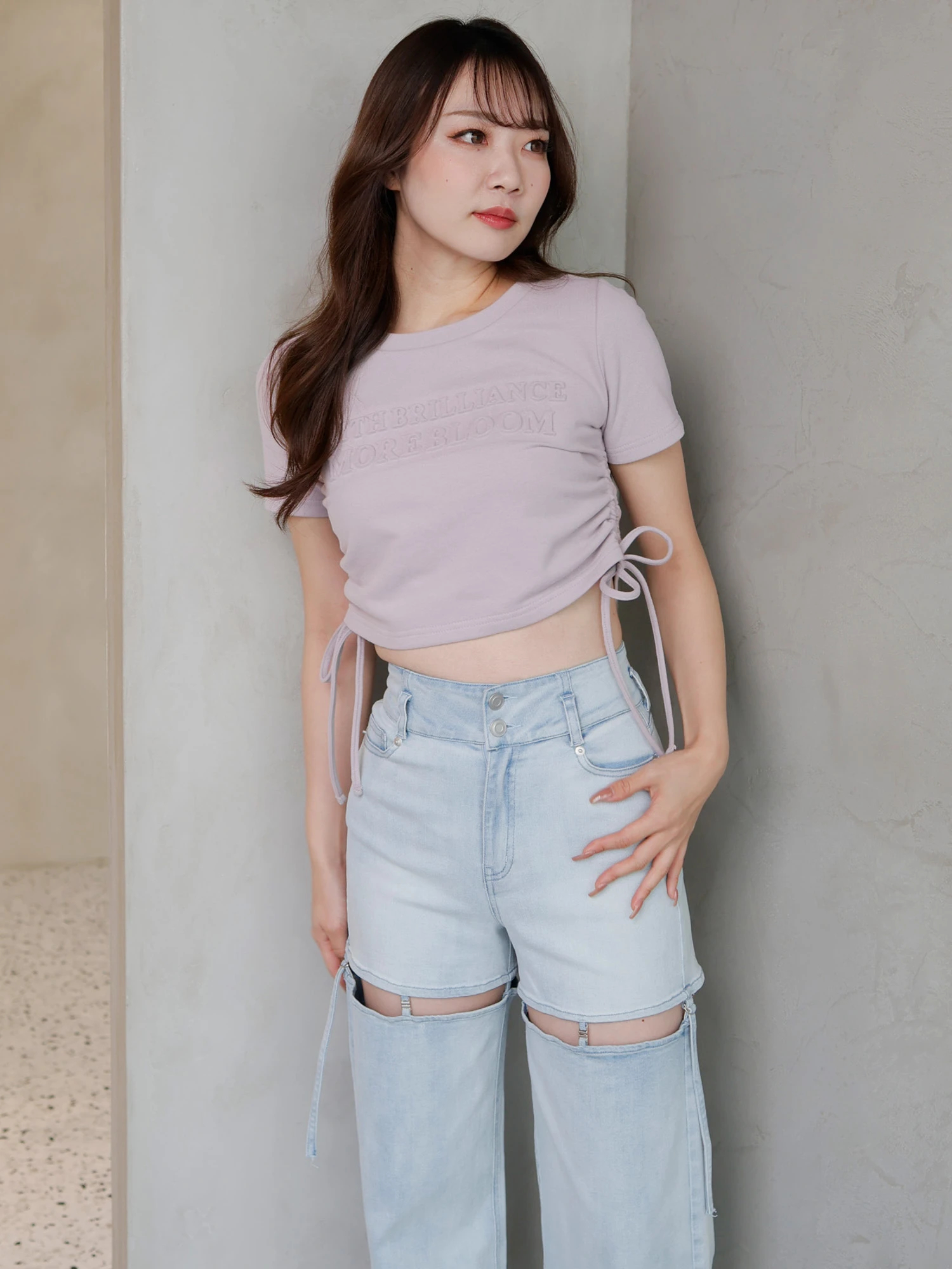 リップサービス♡ MORE BLOOM クロップドTシャツ ショート丈 LIP SERVICE（リップサービス）｜ MORE BLOOM Tシャツ アイテム