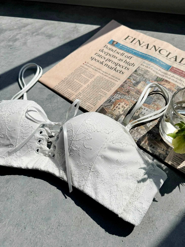 LIP SERVICE(リップサービス) |スピンドルボリュームUPブラ