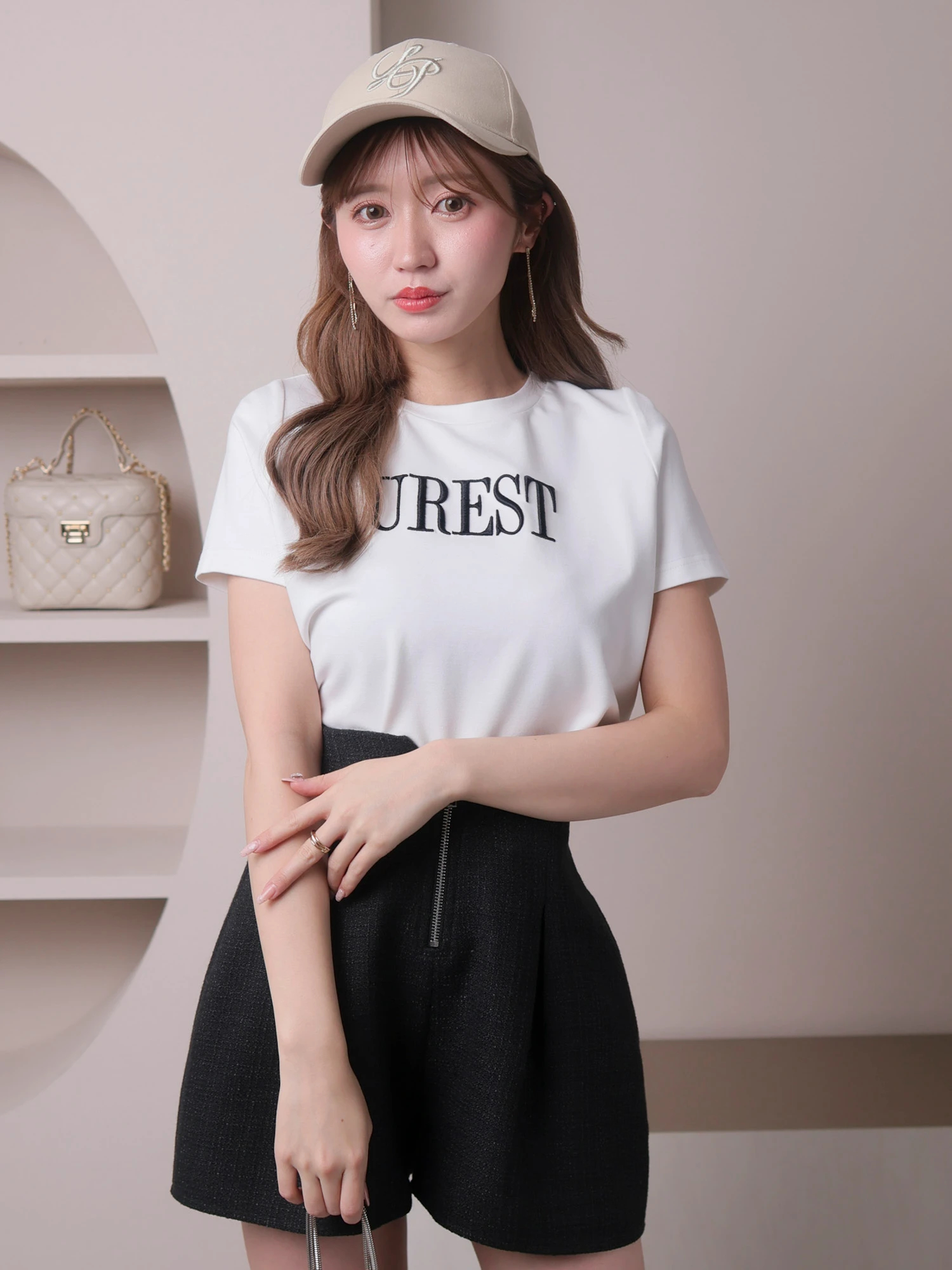 LIP SERVICE（リップサービス）｜ AUREST Tシャツ アイテムの