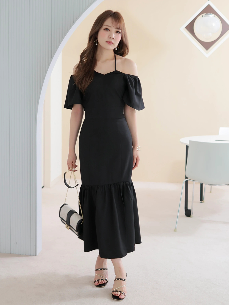 LIP SERVICE(リップサービス) |Vカットホルターギャザーマーメイドワンピース