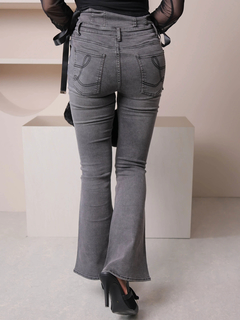 LIP SERVICE(リップサービス) |ジュエルフレアデニムパンツ