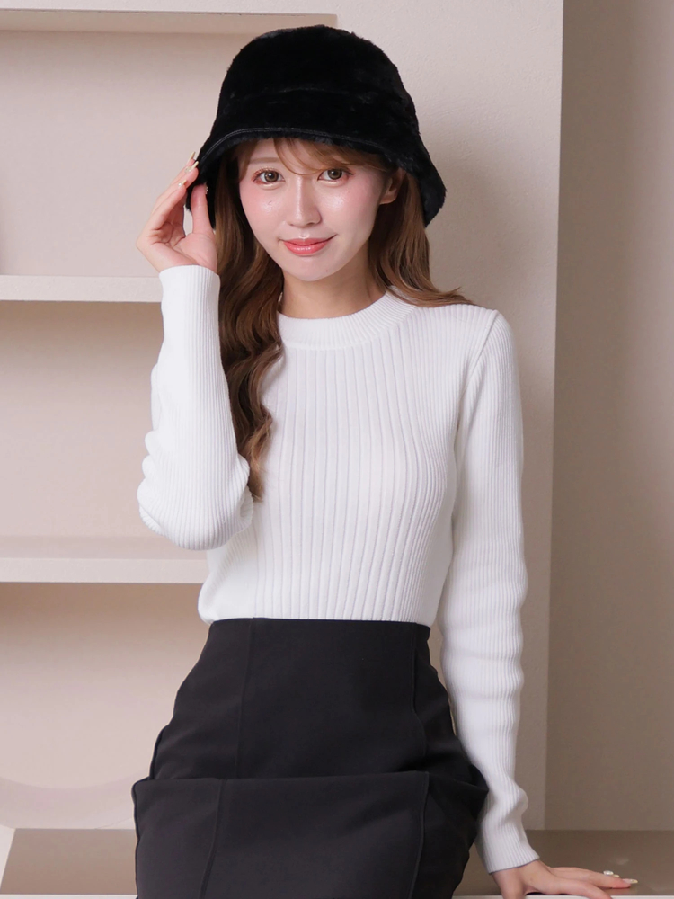 LIP SERVICE(リップサービス) |ロゴポイントモックネックリブニット