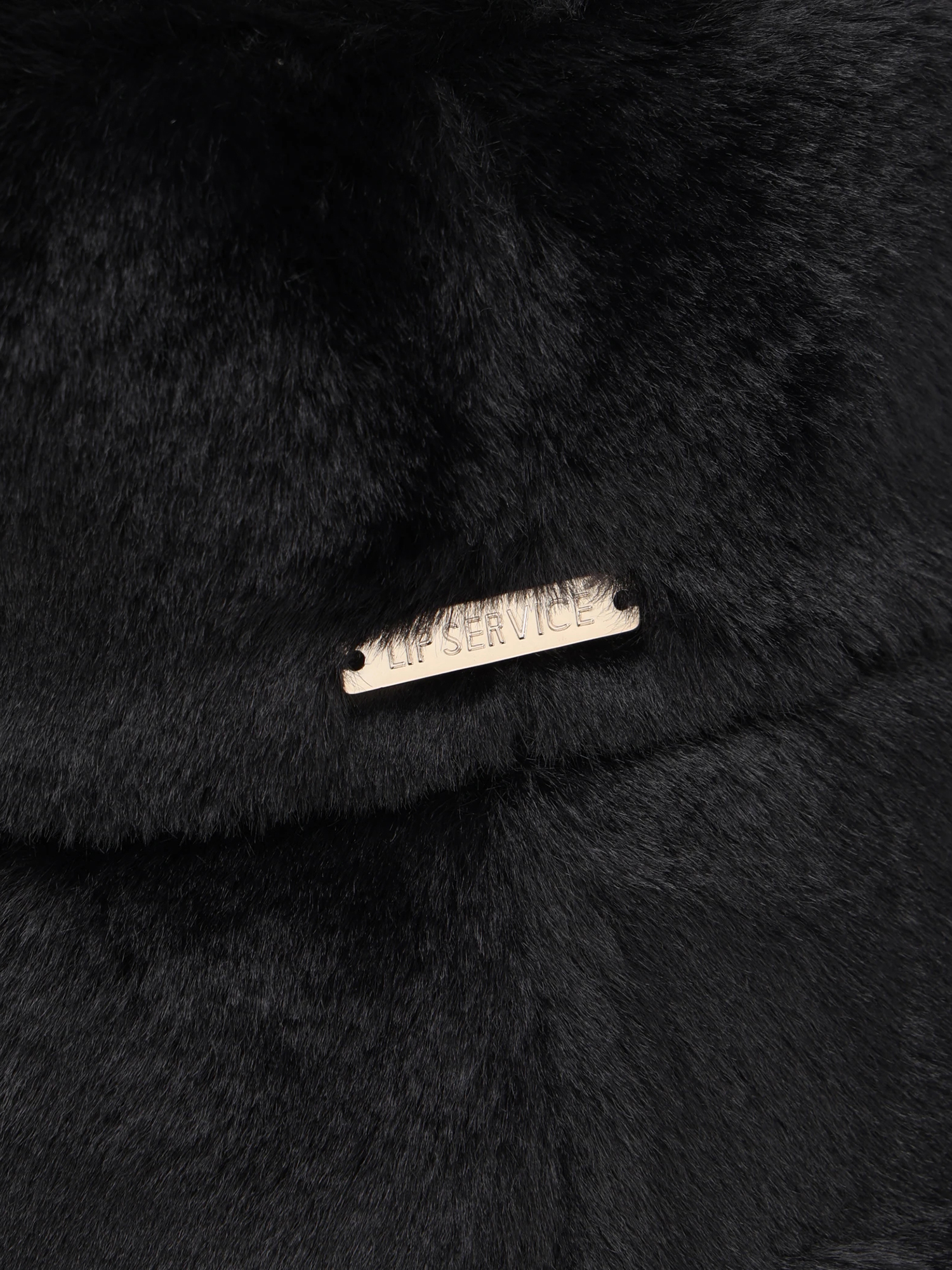 LIP SERVICE（リップサービス）｜ プレートファーバケットハット