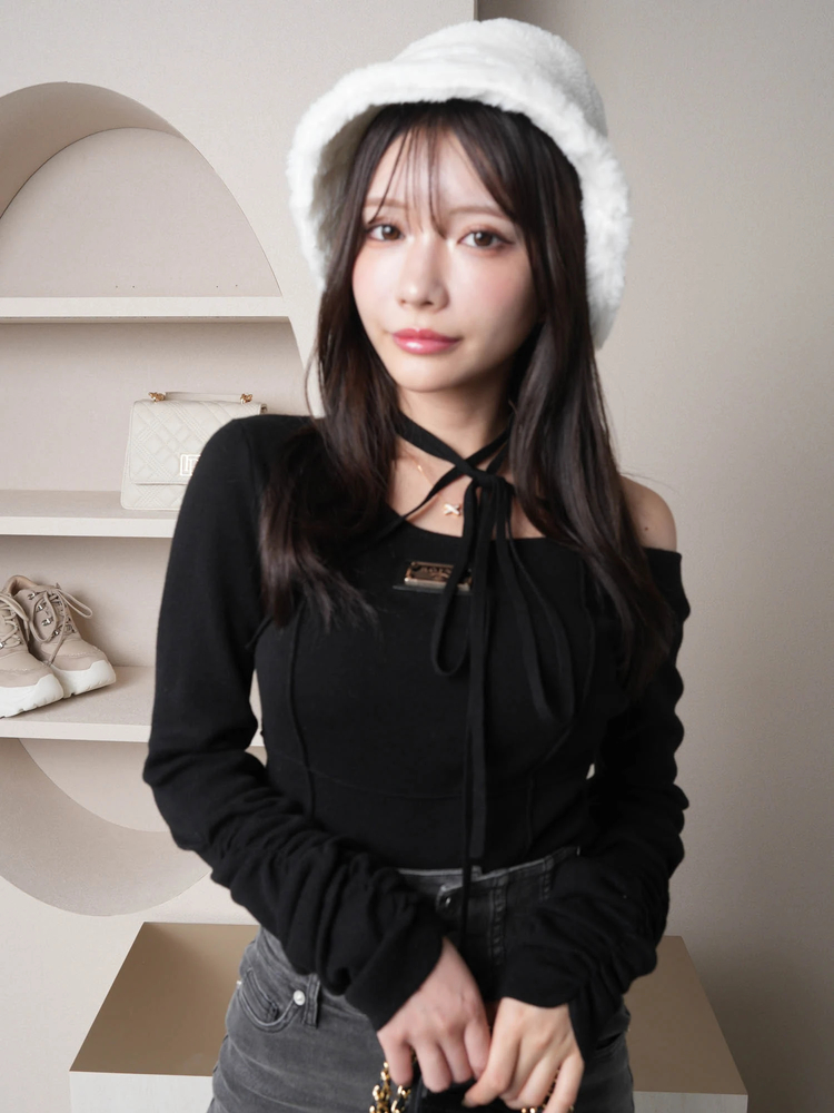 LIP SERVICE(リップサービス) |ポイントプレートチョーカーニット