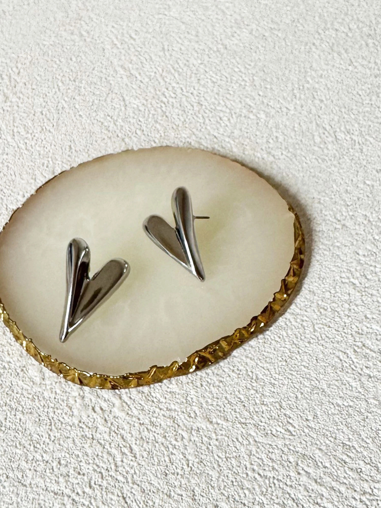 LIP SERVICE(リップサービス) |ニュアンスハートピアス