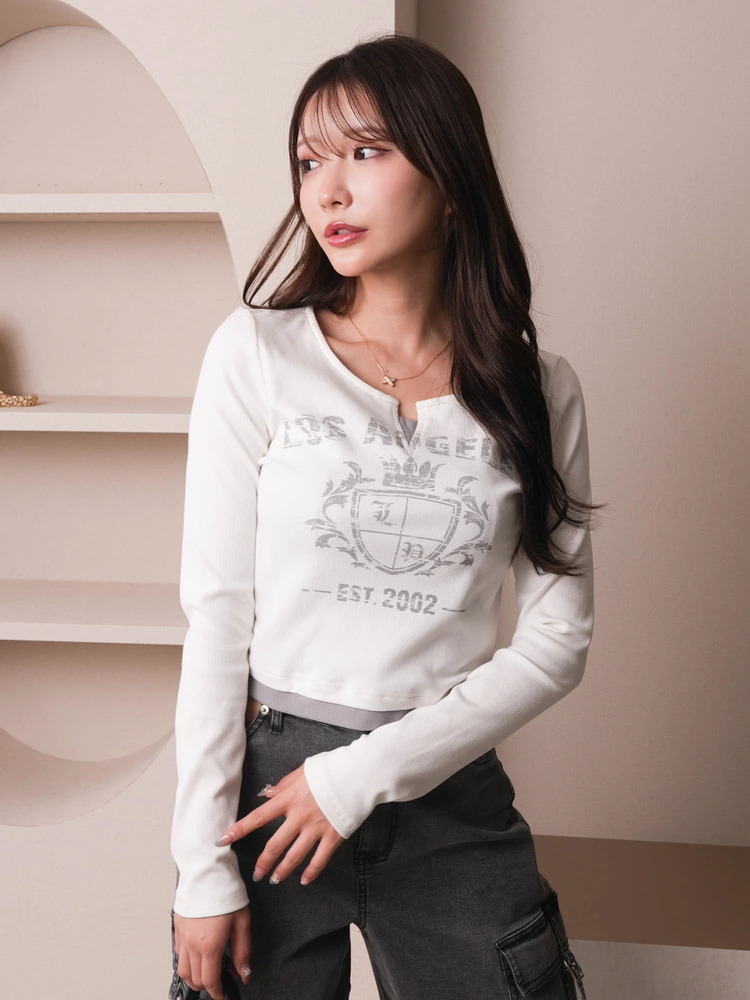 LIP SERVICE(リップサービス) |レトロプリントカットトップス