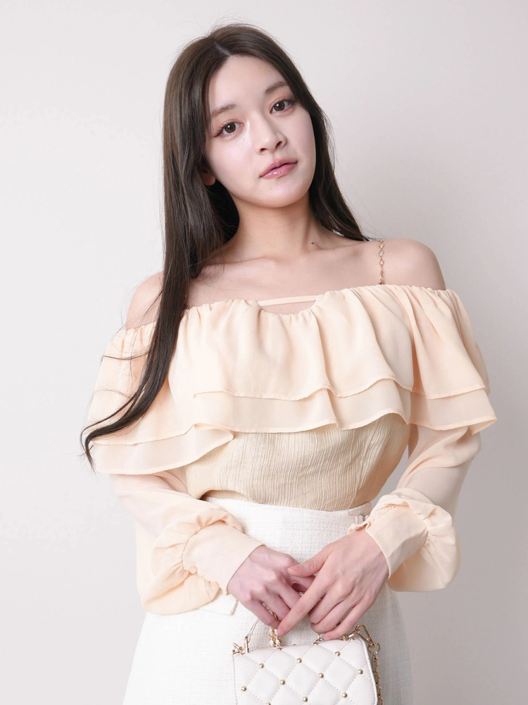 LIP SERVICE(リップサービス) |ジュエルストラップオフショルブラウス