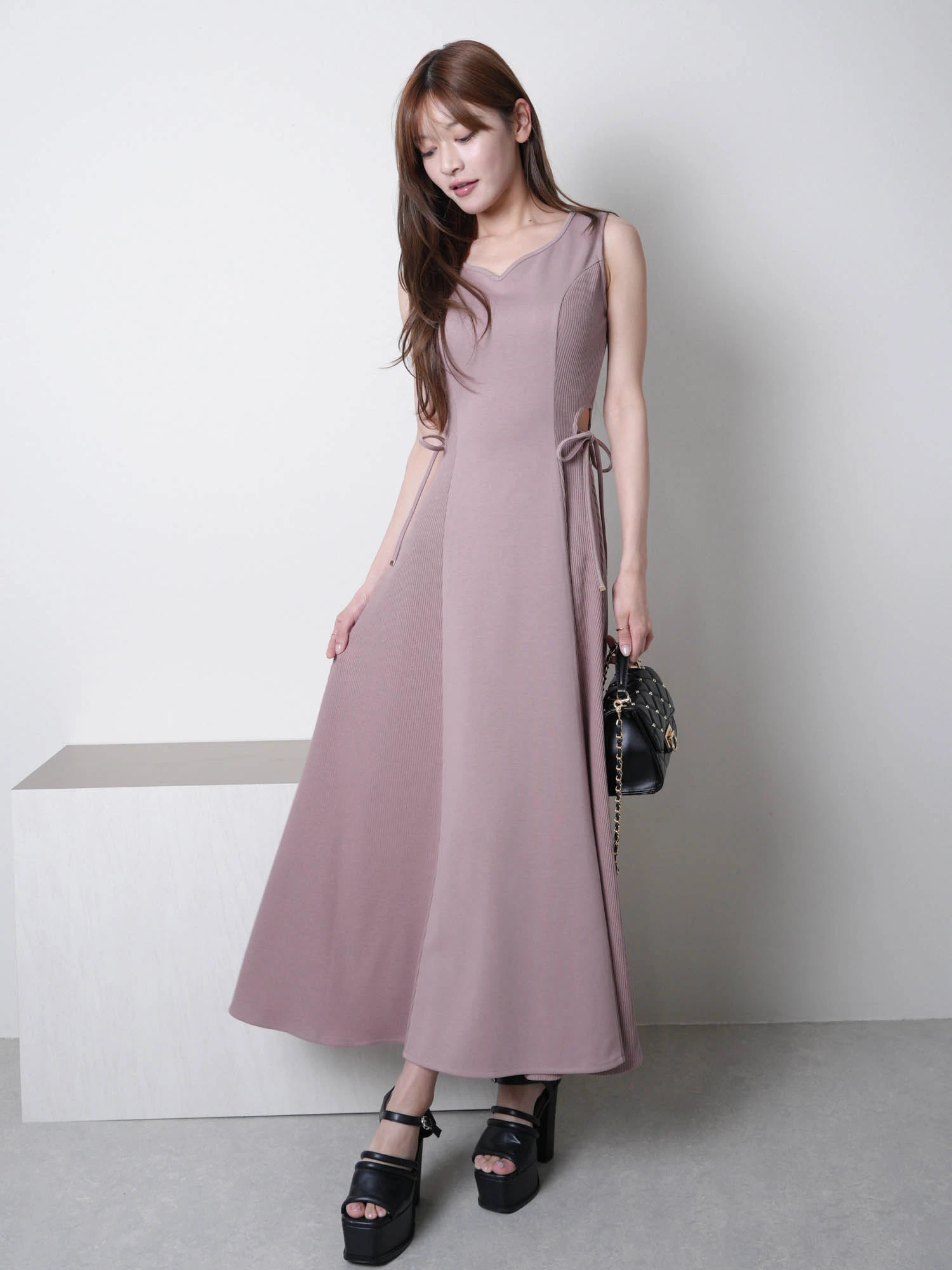 美品　ワンピース ZARA】ZWコレクション デニムミディワンピース 4441/250/400