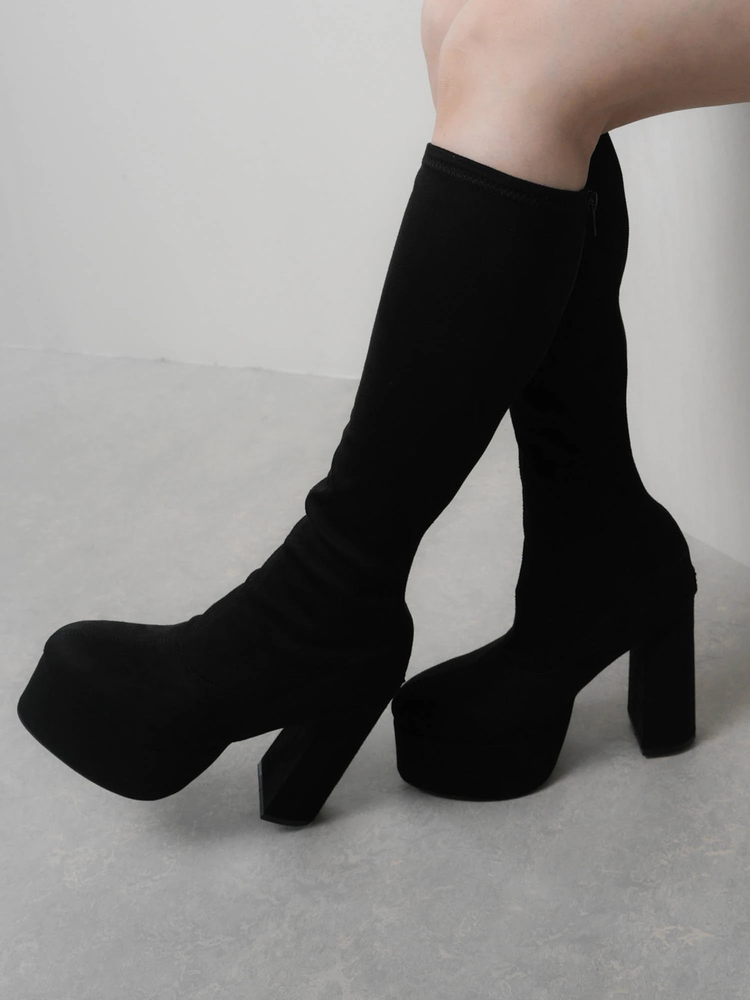 LIP SERVICE（リップサービス）｜ ボリュームソールミドルブーツ