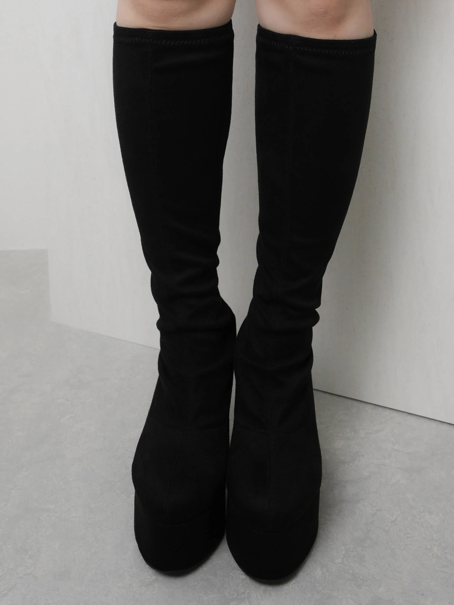 LIP SERVICE（リップサービス）｜ ボリュームソールミドルブーツ