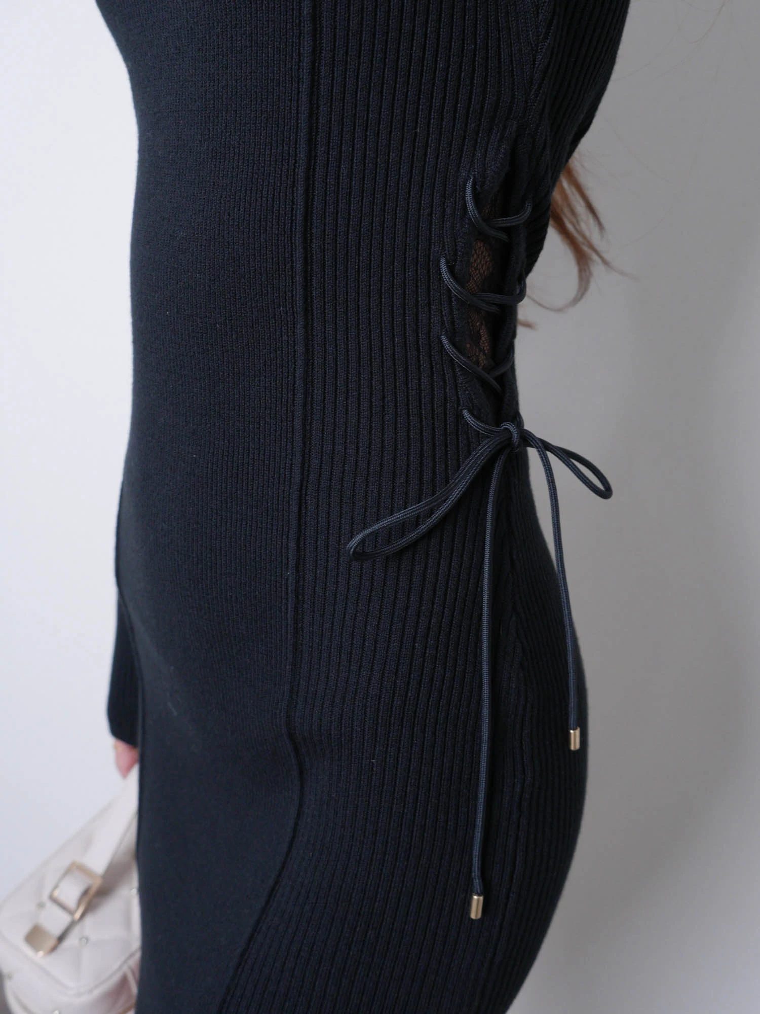 ワンピース akiho LIP SERVICE（リップサービス）｜ バイカラーコルセットニット