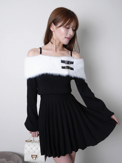 LIP SERVICE(リップサービス) |フェザーオフショルプリーツニットワンピース