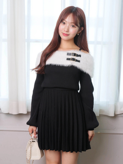 LIP SERVICE(リップサービス) |フェザーオフショルプリーツニットワンピース