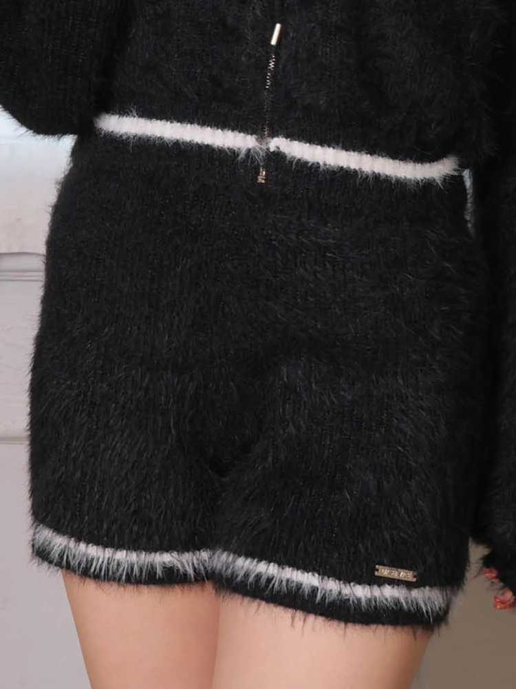 LIP SERVICE(リップサービス) |フェザーニットショートパンツ