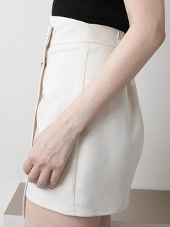 LIP SERVICE(リップサービス) |アシメボタンラップショートパンツ