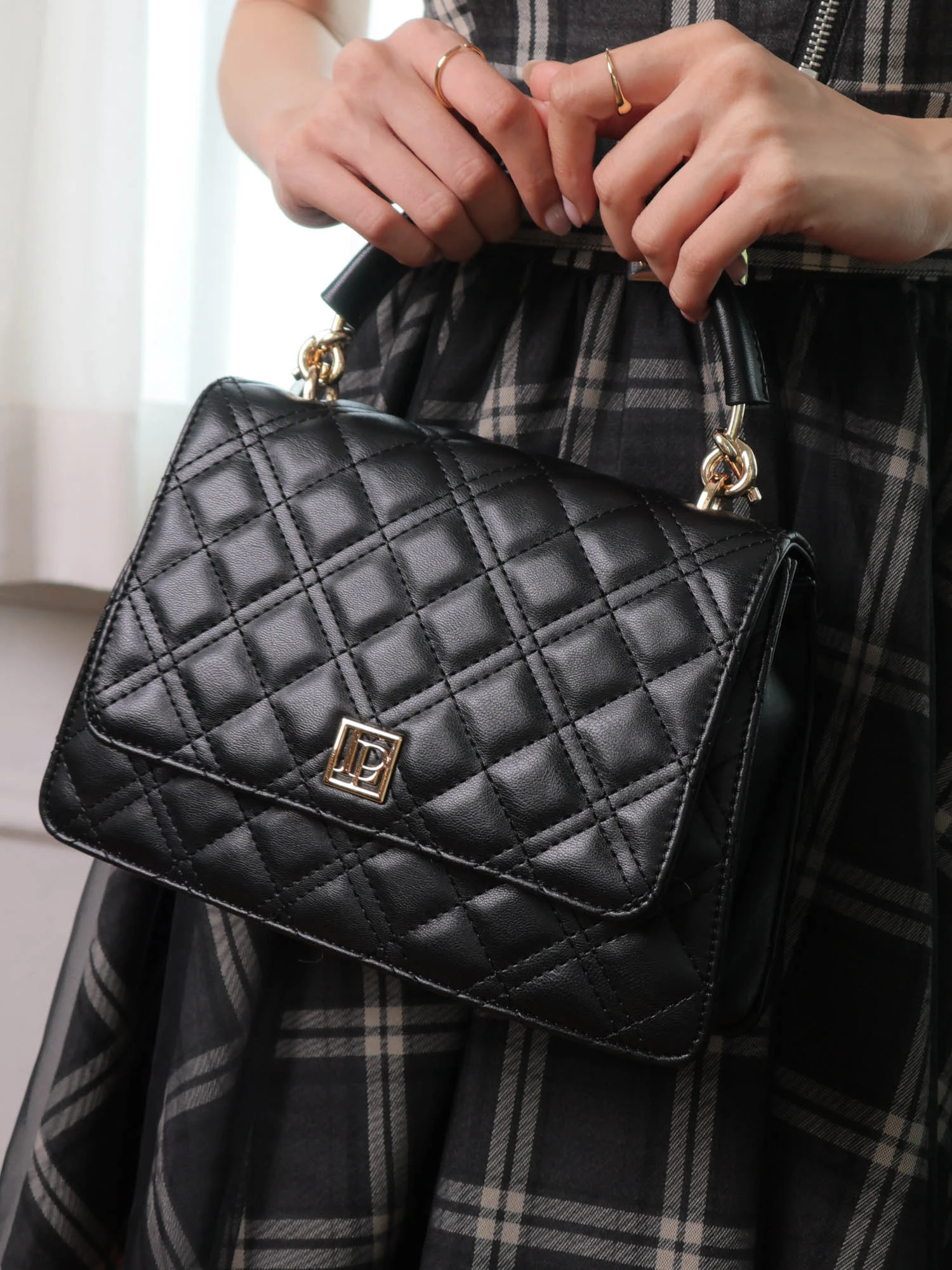 LIP SERVICE（リップサービス）｜ LPキルティングワンハンドルバッグ