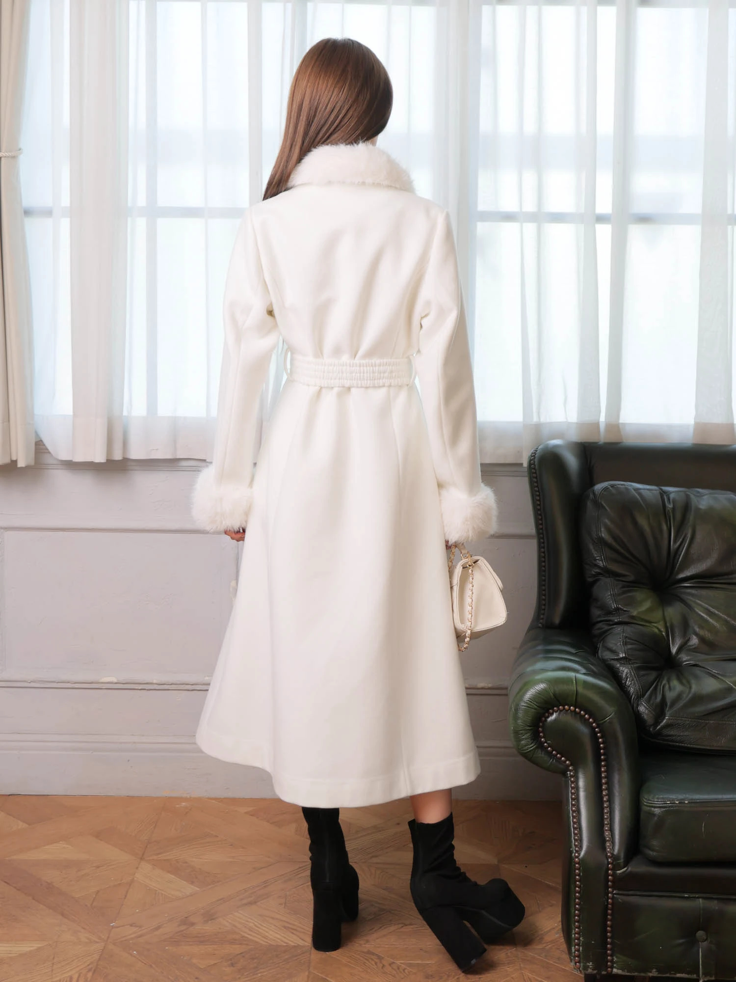 LIP SERVICE（リップサービス）｜ LADYライクファーカラーロングコート