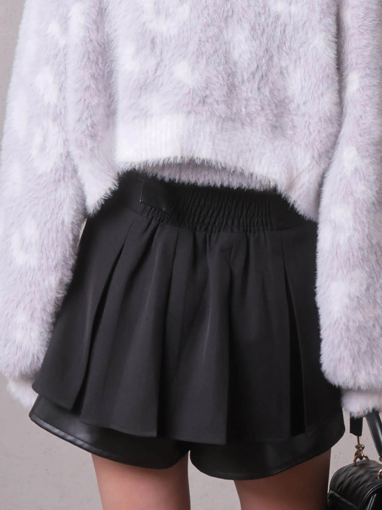 LIP SERVICE（リップサービス）｜ レザーレイヤードプリーツ