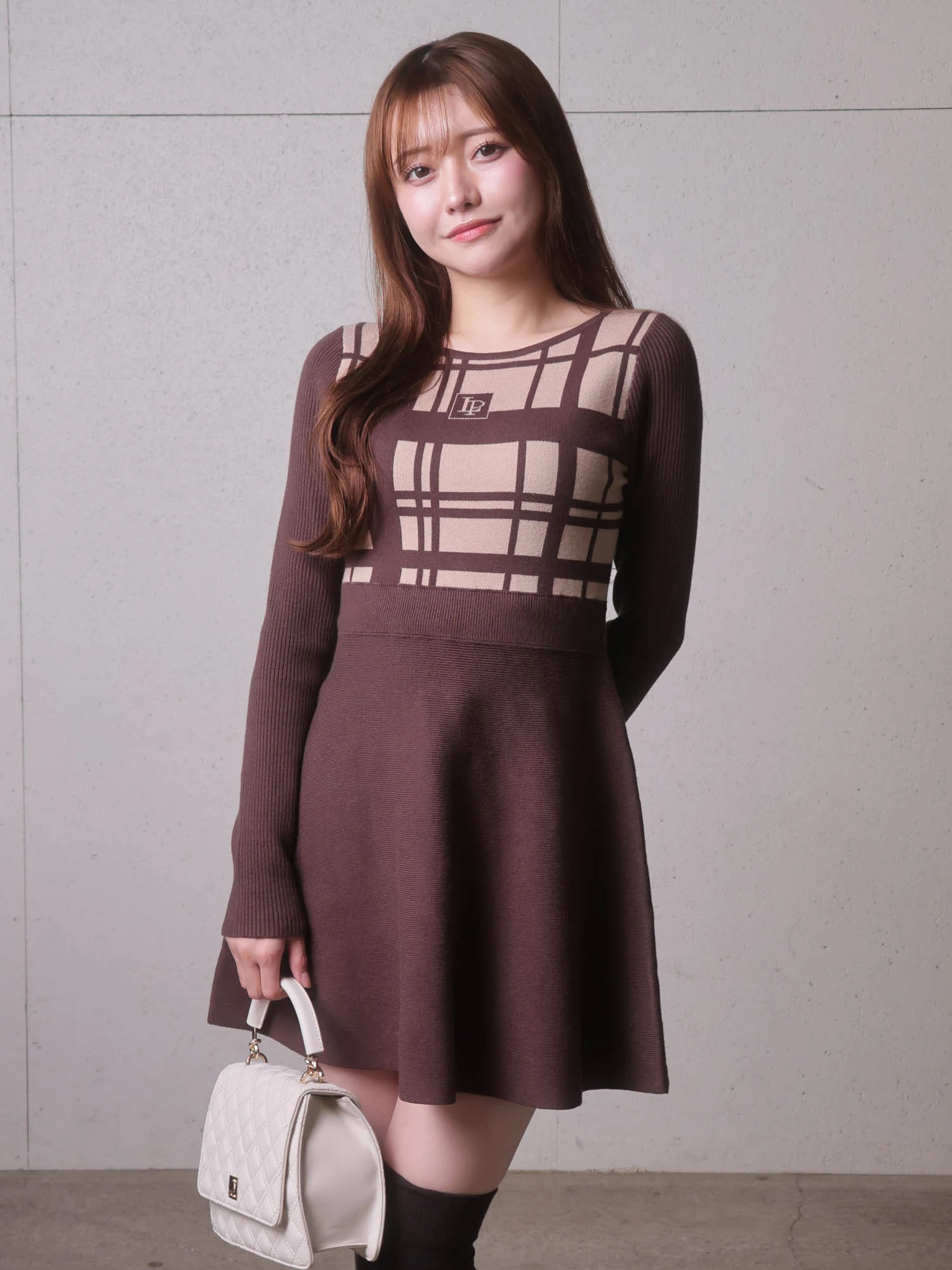 LIP SERVICE（リップサービス）｜ LPチェックフレアニットワンピース