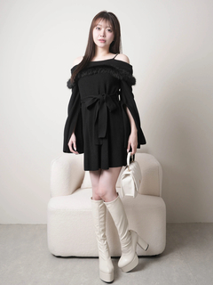 LIP SERVICE(リップサービス) |ジュエルチェーンファーオフショルニットワンピース