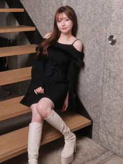 LIP SERVICE(リップサービス) |ジュエルチェーンファーオフショルニットワンピース