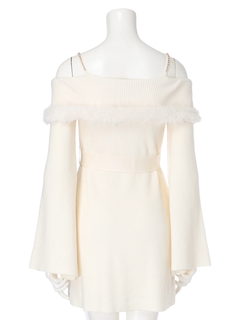 LIP SERVICE(リップサービス) |ジュエルチェーンファーオフショルニットワンピース