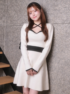 LIP SERVICE(リップサービス) |バックリボンバイカラーフレアワンピース