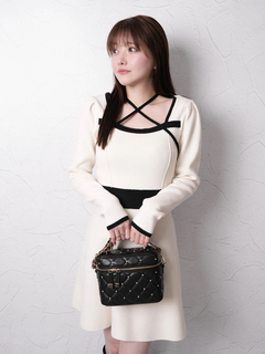 LIP SERVICE(リップサービス) |バックリボンバイカラーフレアワンピース