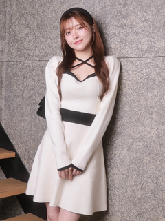 LIP SERVICE(リップサービス) |バックリボンバイカラーフレアワンピース