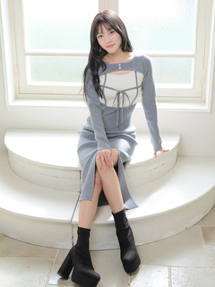 LIP SERVICE(リップサービス) |デコルテオープンバイカラーリボンニットワンピース