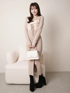 LIP SERVICE(リップサービス) |デコルテオープンバイカラーリボンニットワンピース