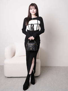 LIP SERVICE(リップサービス) |デコルテオープンバイカラーリボンニットワンピース