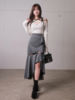 LIP SERVICE(リップサービス) |アシメオフショルストラップニット