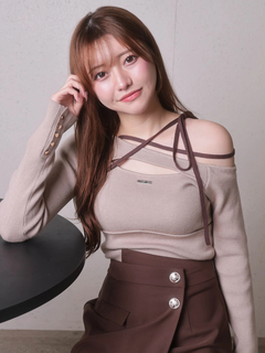 LIP SERVICE(リップサービス) |アシメオフショルストラップニット