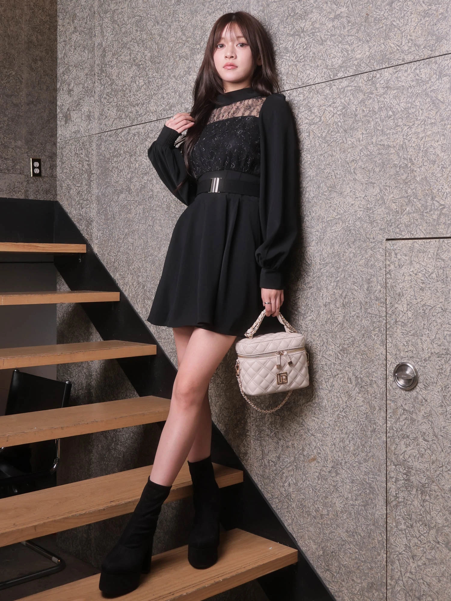 LIP SERVICE（リップサービス）｜ レースドッキングフレアワンピース