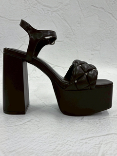 LIP SERVICE(リップサービス) |キルティングビジューサンダル