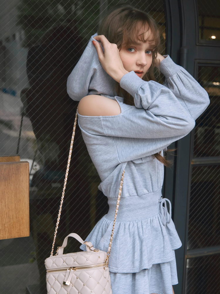 LIP SERVICE(リップサービス) |オープンショルダースウェットフーディーワンピース