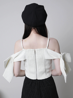 LIP SERVICE(リップサービス) |サイドリボンオフショルトップス