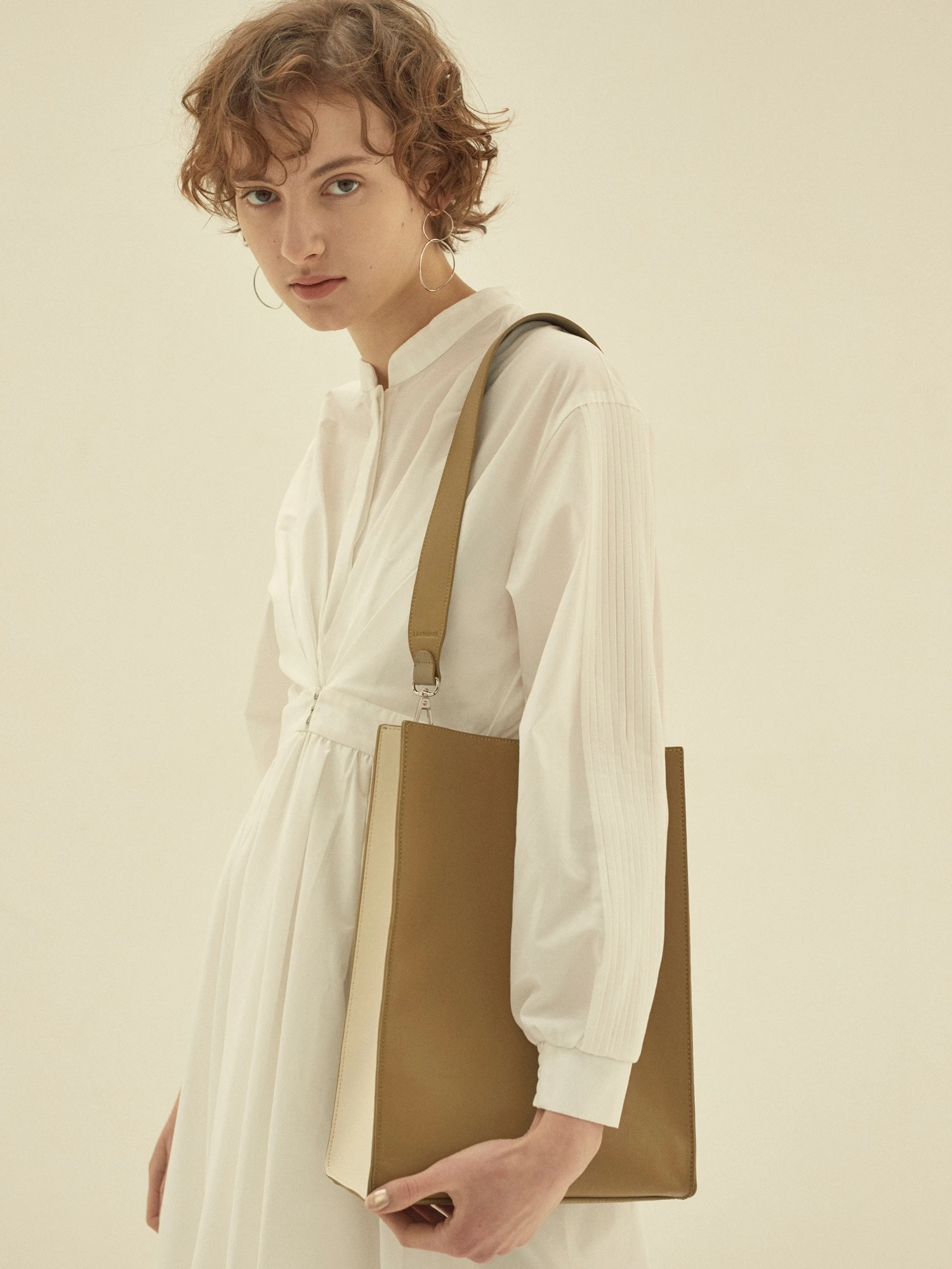 LADYMADE（レディメイド）｜ 2WAYベルトレザートートバッグ アイテムの