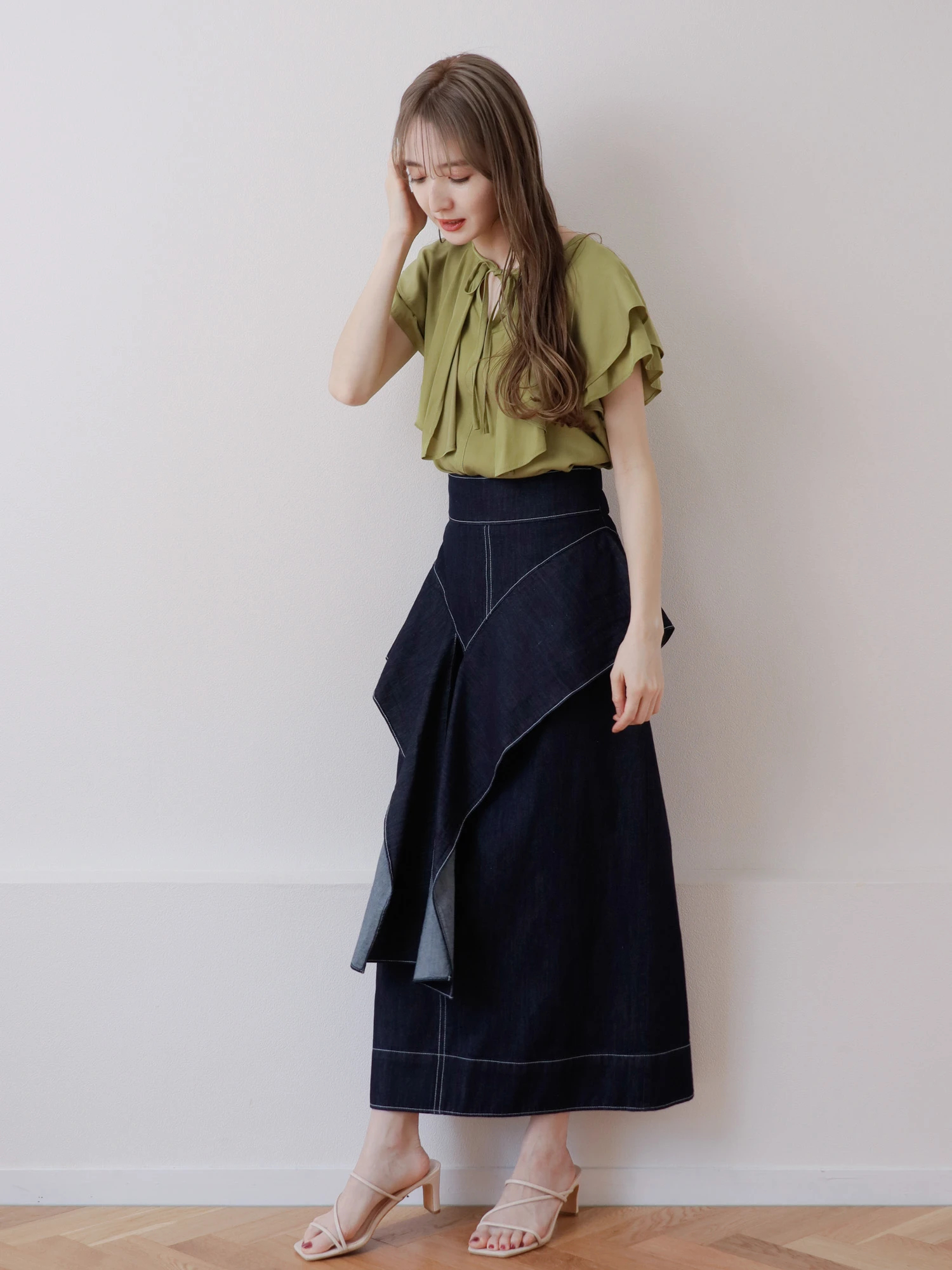 LADYMADE（レディメイド）｜ バイカラーステッチ3Dタイトスカート