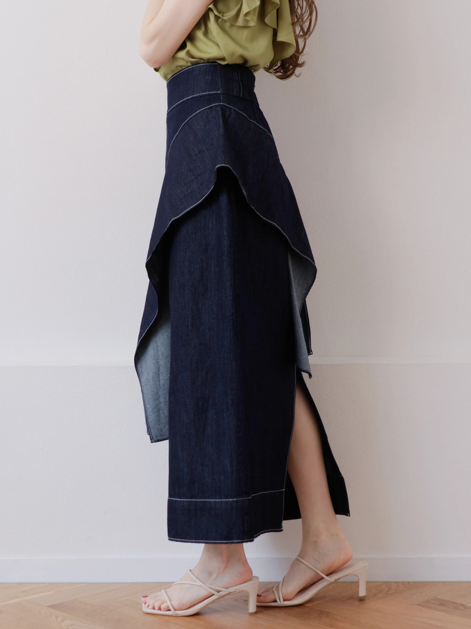 LADYMADE（レディメイド）｜ バイカラーステッチ3Dタイトスカート