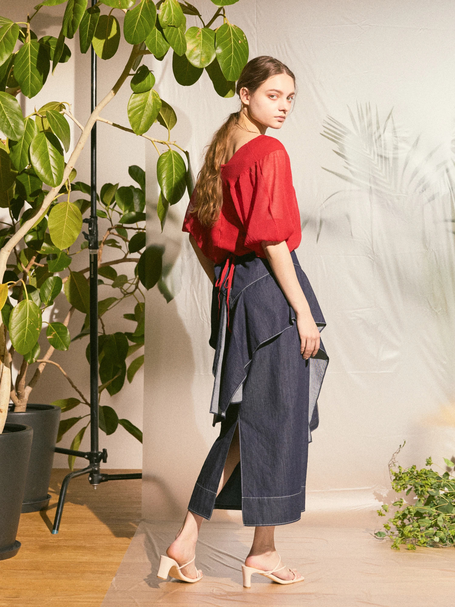 専用　タイトスカート カットワークフラワーレース刺繍タイトスカート