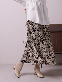 LADYMADE(レディメイド) |サイドリボンサテンティアードスカート